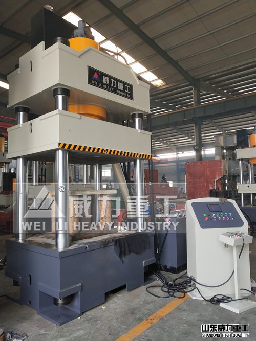 500噸三梁四柱油壓機(jī)（石英石水槽成型）