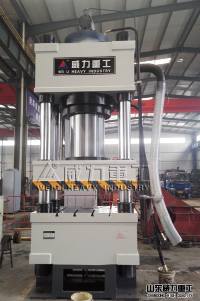 1000噸四柱油壓機(jī)廠(chǎng)家發(fā)貨