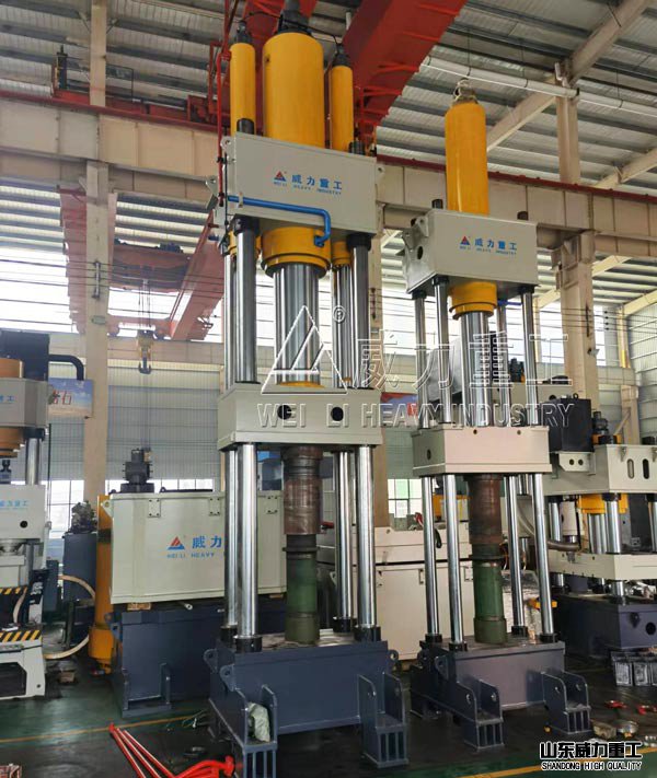 800噸鋁屑?jí)簤K機(jī)